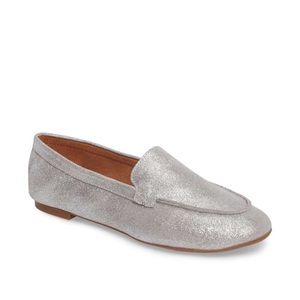 Seychelles Exploring Loafer